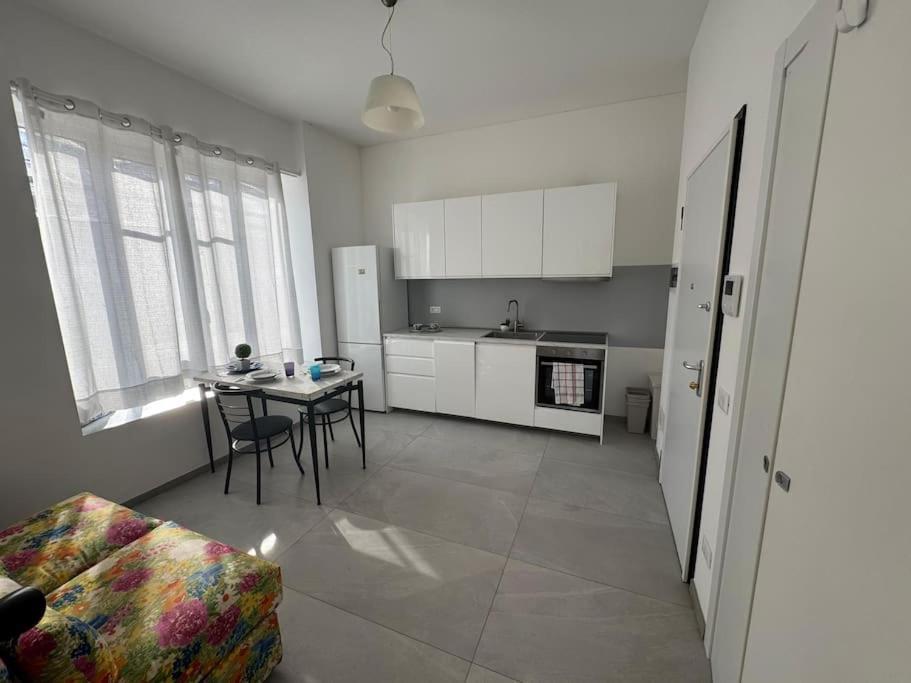 Apartment --free Private Parking-wi- Fi And A-c